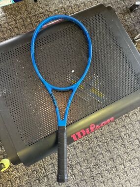 Blue and Black Roger Federer Laver Cup Geneva tennis racket